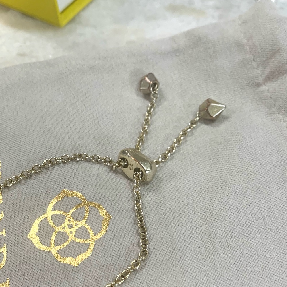 Kendra Scott Daisy Bracelet - Picture 4 of 8